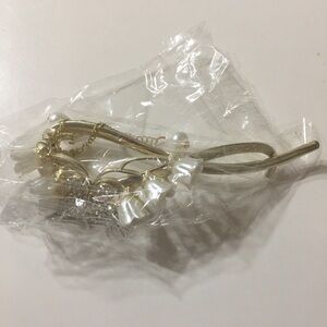 Lily of valley flower and butterfly twisted clip for hair accessories